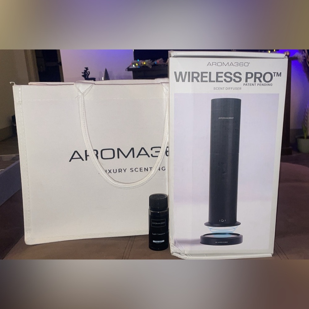 Aroma360 wireless pro scent diffuser + scent